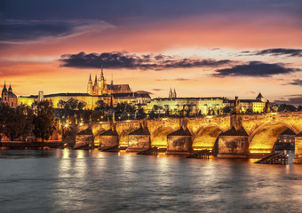 Wall Mural - Charles bridge and Prague castle at night