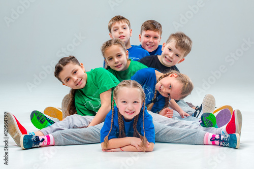 the-kids-dance-school-ballet-hiphop-street-funky-and-modern-dancers