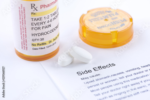 Fotografie, Obraz Hydrocodone Side Effects. Label created by photographer.