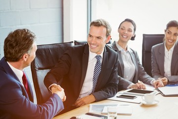Poster - Businesspeople in conference room
