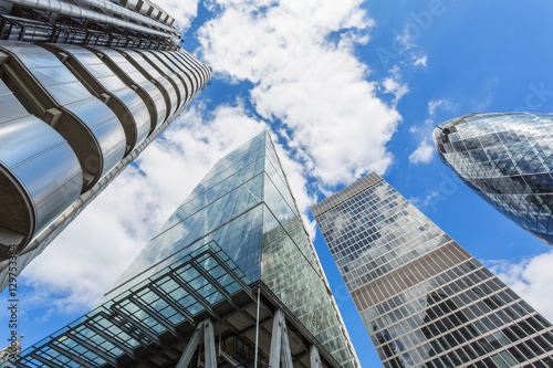 Fotomural Skyscrapers in City of London,( Lloyds of London, Tower 42, Aviv