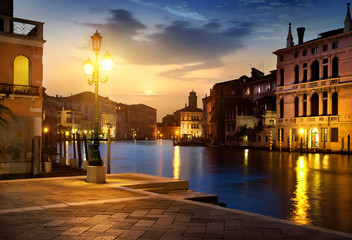 Sticker - Venice at dusk