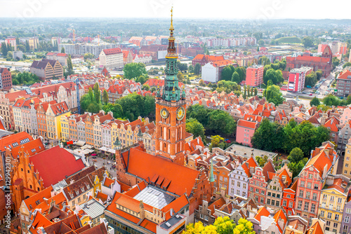 Plakat Widok anteny gród na starym mieście w Gdańsku w Polsce
