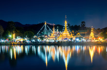 Wat Chong Klang - Wat Chongkham The Most Favourite Place For Tourist In Mae Hong Son, Thailand