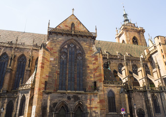 Catedral de la pintoresca ciudad de Colmar en Francia, verano de 2016 OLYMPUS CAMERA DIGITAL