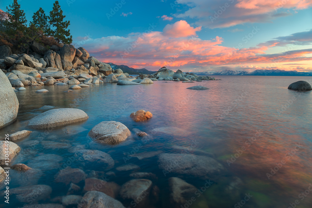 Northe Lake Tahoe Sunset - obrazy, fototapety, plakaty 