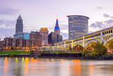 Fototapeta Mosty linowy / wiszący - View of downtown Cleveland