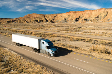 Over The Road Long Haul 18 Wheeler Big Rig Truck