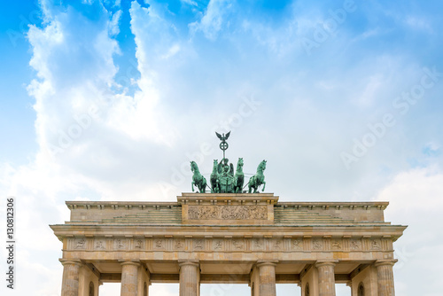 Photo Brandenburg Gate (Brandenburger Tor), famous landmark in Berlin,