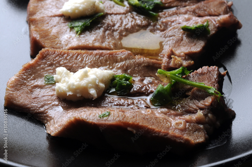 Lidah sapi Beef tongue Beestong Lingua di manzo Carne Lengua de kren ...