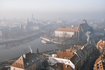 Wall Mural - Mgła nad miastem