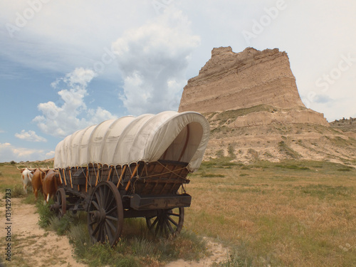 Cuadros en Lienzo Prairie Schooner at Scotts Bluff NM