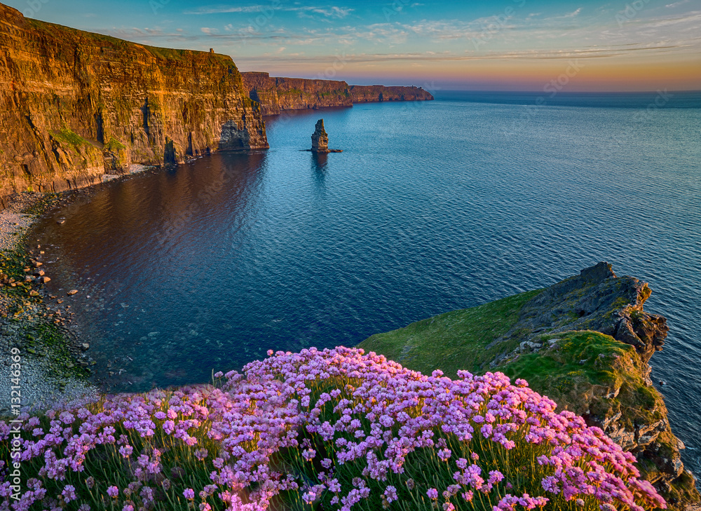 Ireland countryside tourist attraction in County Clare. The Cliffs of Moher and castle Ireland. Epic Irish Landscape Seascape along the wild atlantic way. Beautiful scenic nature hdr Ireland. - obrazy, fototapety, plakaty 