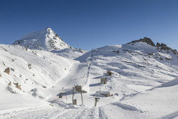 Wall Mural - Snowy landscape of Monte Rosa - Macugnaga (Italy)