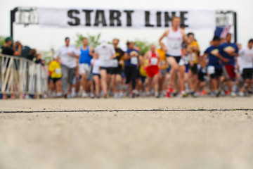 Marathon, starting line, shallow depth of field