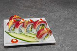rolka sushi (uramaki) 