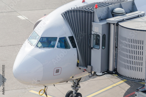 Fotografering Flugzeug Brücke, Gehweg zum Flugzeug für Passagiere