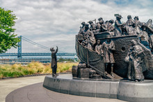 PHILADELPHIA, USA : Irish/Scottish Memorial. A Tribute To Large Irish Population And Those Who Died In The Irish Famine Of The Nineteenth Century.
