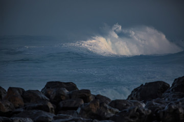 Wall Mural - Shorebreak ocean