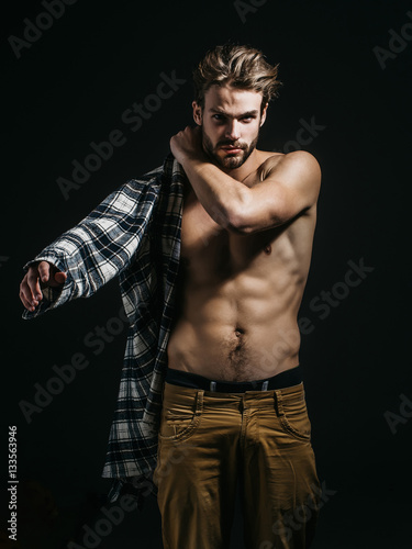 shirt with naked man Guys getting pissed on