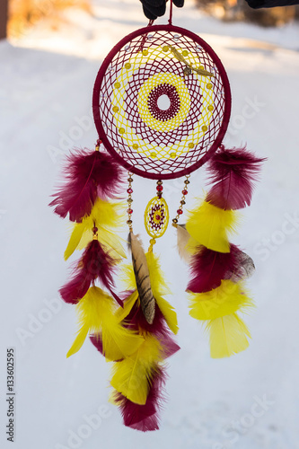 Cuadros en Lienzo Dreamcatcher made of feathers, leather, beads, and ropes