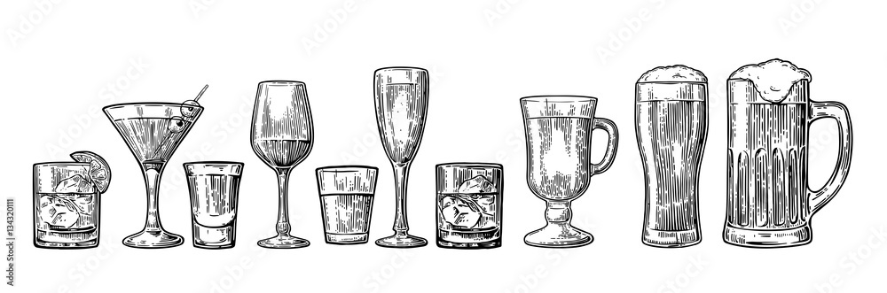 Set glass beer, whiskey, wine, tequila, cognac, champagne, cocktails, grog. - obrazy, fototapety, plakaty 
