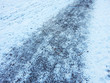 canvas print picture - Sicherheit auf den Gehwegen im Winter durch Streugut. Den Schnee beräumen und streuen. Hausmeisterdienst