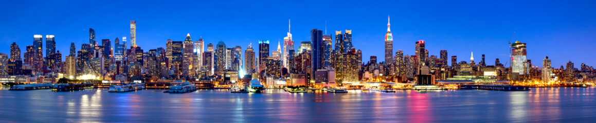 Fototapete - Manhattan Skyline Panorama bei Nacht