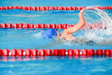 Canvas Print - Freestyle swimmer