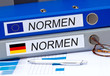 Normen Ordner im Büro - EU und Deutschland