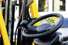 Wheel Drive System Of Forklift
