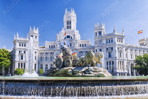 Fotografía  Cibeles fountain in Madrid, Spain