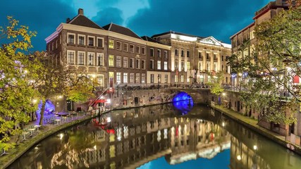 Fototapete - Canal in the historic center of Utrecht in the evening, Netherlands   (static image with animated sky and water)
