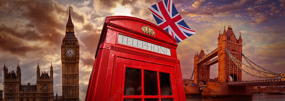 Obraz na płótnie London photomount with telephone box w salonie