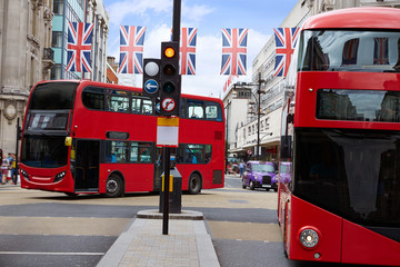 Canvas Print - London bus Oxford Street W1 Westminster