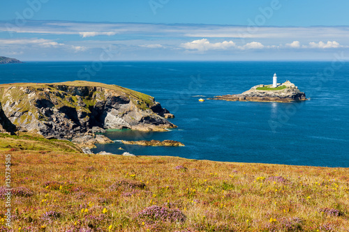 godrevy-polwysep-w-anglii-w-kornwalii-na-polnocny-zachod-od-miasta-hayle