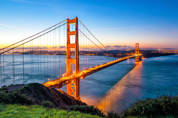 Fototapete - Golden Gate Bridge in San Francisco