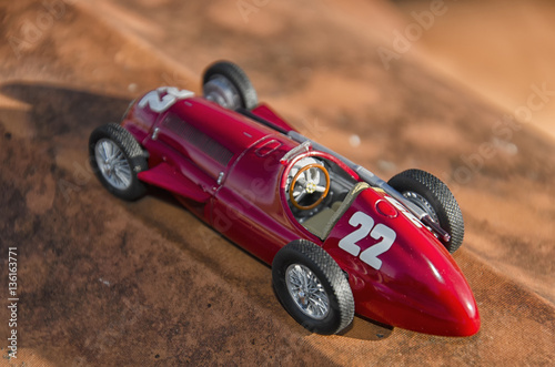 Red car