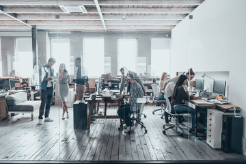 Canvas Print - Team at work. 