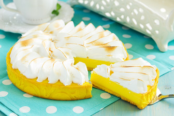 Sticker - lemon pie with meringue