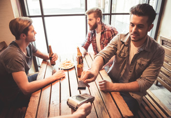 Canvas Print - Friends at the pub