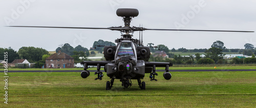 Cuadros en Lienzo Letterbox crop of the Apache moments before takeoff