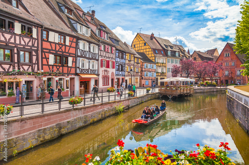 Historic town of Colmar, Alsace region, France - obrazy, fototapety, plakaty 