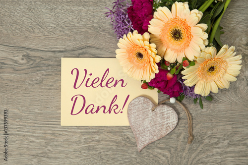 Blumen Und Herz Vielen Dank Buy This Stock Photo And Explore Similar Images At Adobe Stock Adobe Stock