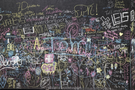 Background graffiti