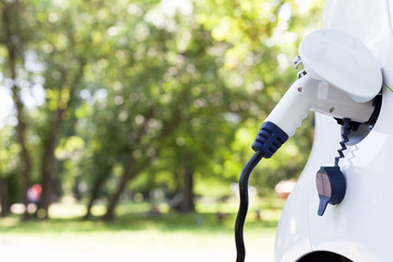 Charging battery of an electric car