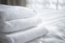 Sun Lights To The Clean White Towels On The Hotel Bed : Feels Cozy, Comfort And Relax. - For Cozy Feeling, I Took With Extra Exposure And Defocus Shot.