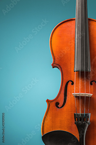 Zdjęcie XXL Widok z przodu skrzypce na niebiesko