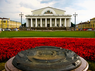 Wall Mural - Point of Vasilyevsky Island. Exchange building, St.Petersburg