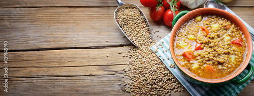 Cuadros en Lienzo Lentil soup with tomatoes and potatoes